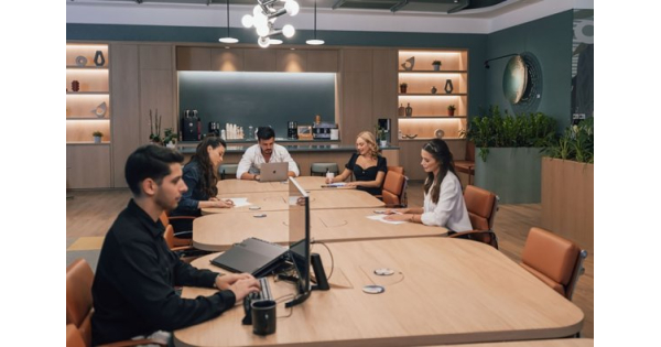 Çalışma Alanınızı Yenileyin: Fonksiyonel Çalışma Masası Önerileri